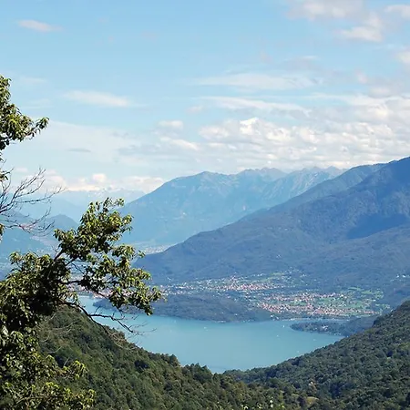 ベッド・アンド・ブレックファスト Zia Maria Garzeno